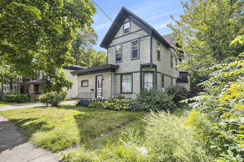 719 W Vine Street, Kalamazoo, MI 49008