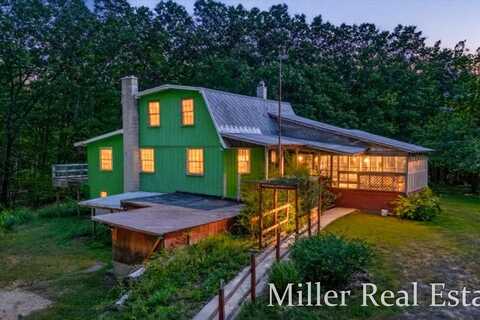 4233 Mud Lake Road, Bellevue, MI 49021