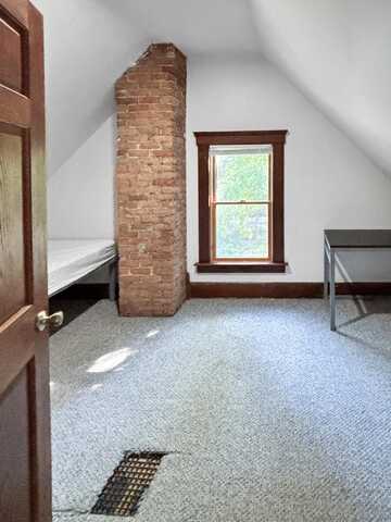 1031 S Forest, Ann Arbor, MI 48104