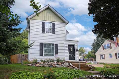 1115 Atlantic Street NW, Grand Rapids, MI 49504