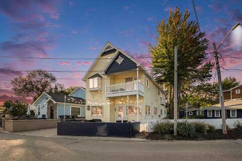 22 Grand Boulevard, South Haven, MI 49090