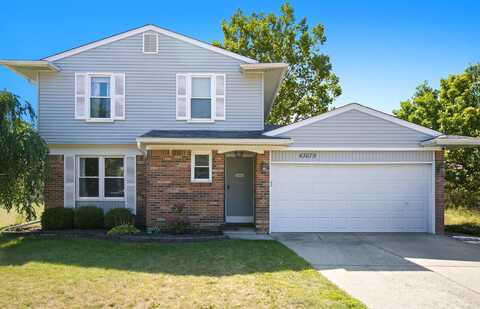 43679 Laurelwood Drive, Canton, MI 48187
