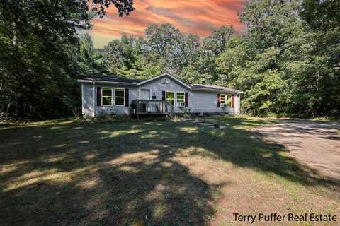 5862 E River Road, Twin Lake, MI 49457