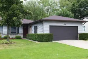 2165 Remington Way NE, Grand Rapids, MI 49505