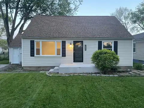 1044 Larchwood Avenue, Troy, MI 48083