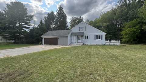 8277 Peninsula Drive, Stanwood, MI 49346