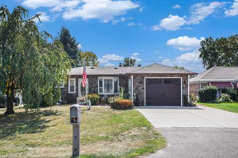 137 Tacoma, Troy, MI 48084