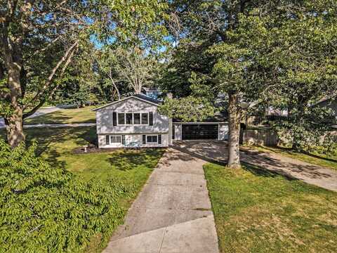 1769 Bayview Drive, Norton Shores, MI 49441