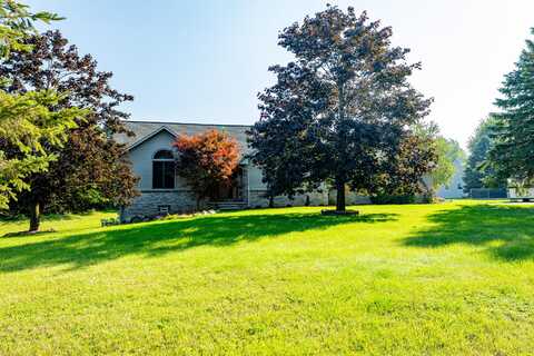 3738 Cullen Road, Howell, MI 48855