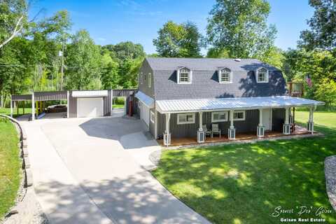 1420 S Bracy Avenue, Greenville, MI 48838