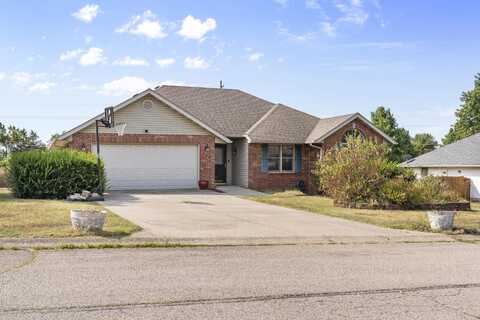 328 Driftwood Drive, Lebanon, MO 65536