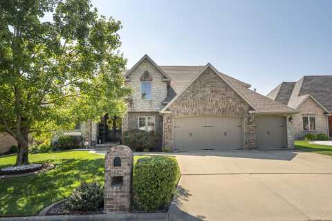 3206 W Knob Hill Street, Springfield, MO 65810