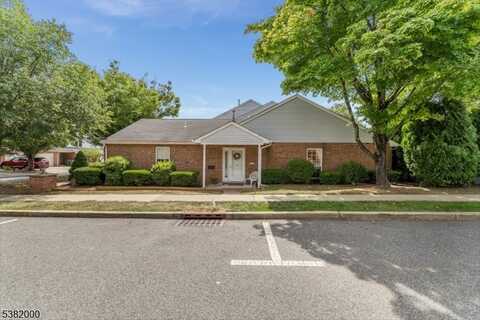 1 Gerald Ct, Lebanon, NJ 08833