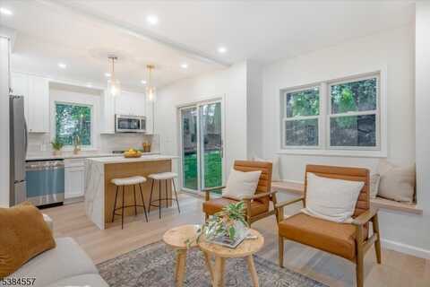 5 Brookside Dr, Millburn, NJ 07041