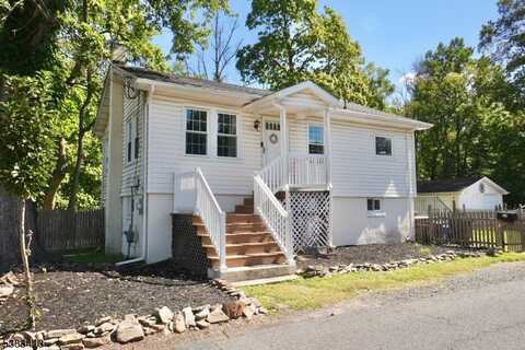 11 Spring Ln, West Caldwell, NJ 07006