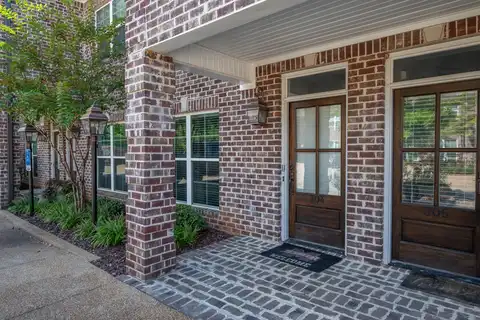 120 Guest Dr Unit 304, Starkville, MS 39759