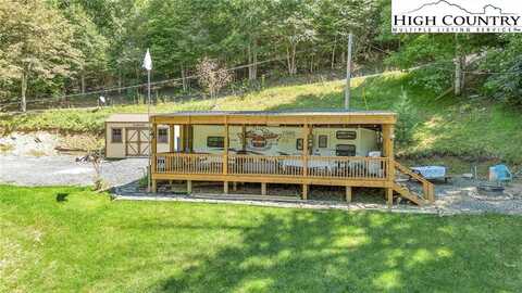 2314 N Fork New River Road, Lansing, NC 28643