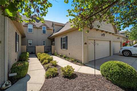 2219 NE 107th Terrace, Kansas City, MO 64155
