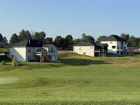 8 Serenity Circle, West Branch, IA 52358