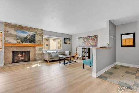 3050 Corona Trl, Boulder, CO 80301