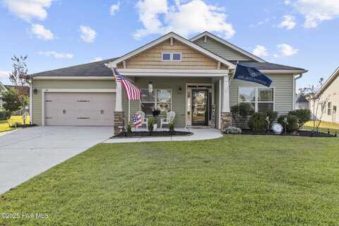 122 Farmstead Place, Maple Hill, NC 28454