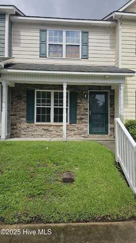 27 E Doris Avenue, Jacksonville, NC 28540