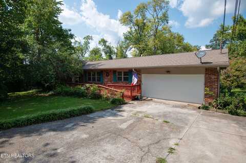 8705 Kingsridge Drive, Knoxville, TN 37923