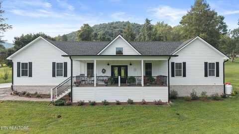 308 E Chestnut Hill Rd, Townsend, TN 37882