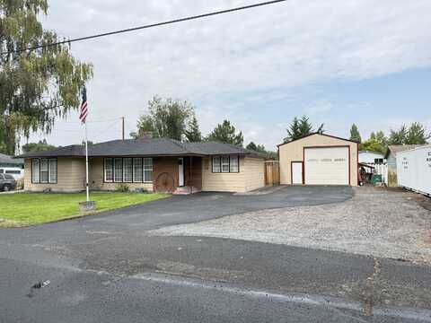 4625 Laverne Avenue, Klamath Falls, OR 97603