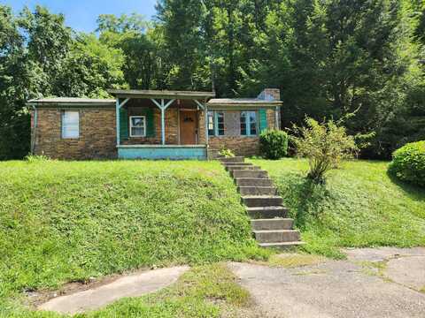 14 Vic Elam Road, West Liberty, KY 41472