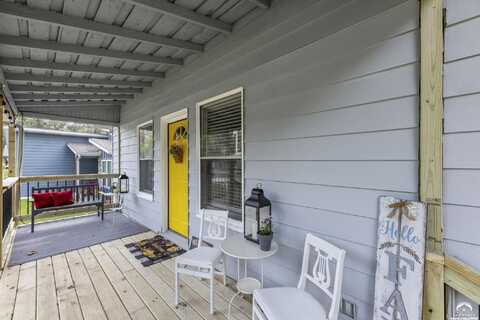 860 Elm Street, Lawrence, KS 66044