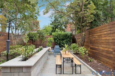 2006 Hanover Ave, Richmond, VA 23220