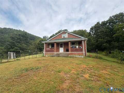 236 Davis St, Tazewell, VA 24605