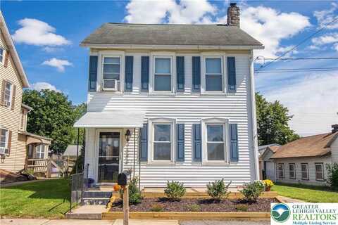 7588 Trexler Circle, Macungie, PA 18087