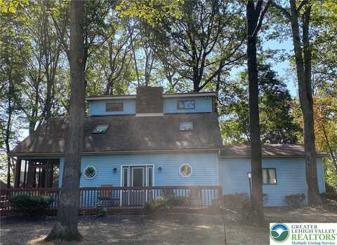 200 Woodland Drive, Moore Twp, PA 18064