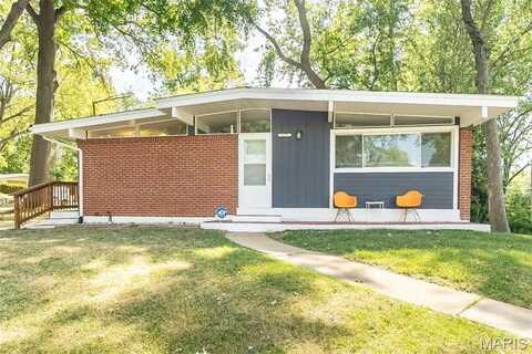 8328 Latty Avenue, Hazelwood, MO 63042