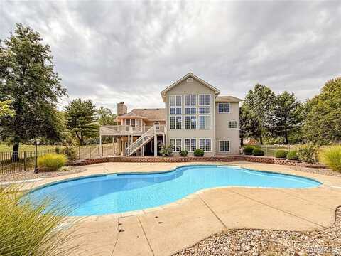 5301 Wild Oak Lane, Smithton, IL 62285