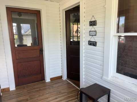 56 E Euclid Avenue, Sullivan, MO 63080