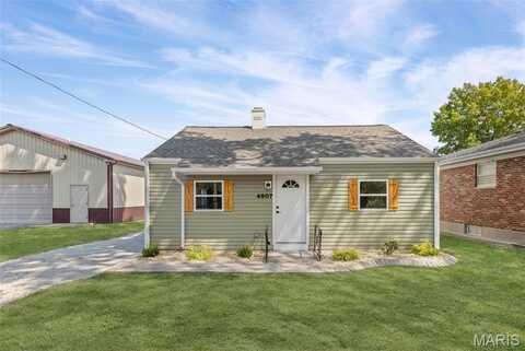 4907 W Washington Street, Belleville, IL 62226