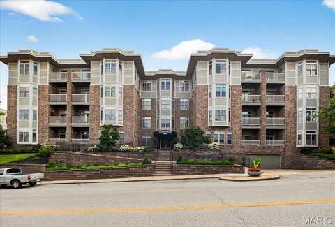 500 North and South Road, Saint Louis, MO 63130