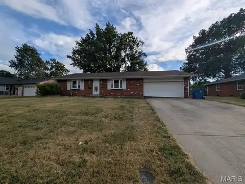 201 Dana Drive, Collinsville, IL 62234