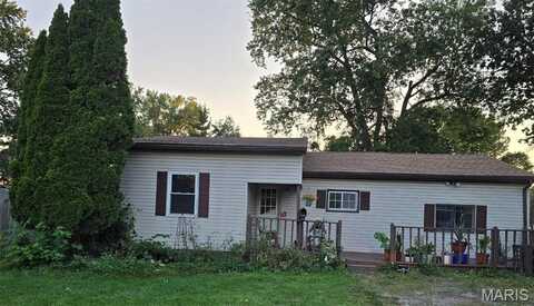 544 Logan Street, Bethalto, IL 62010
