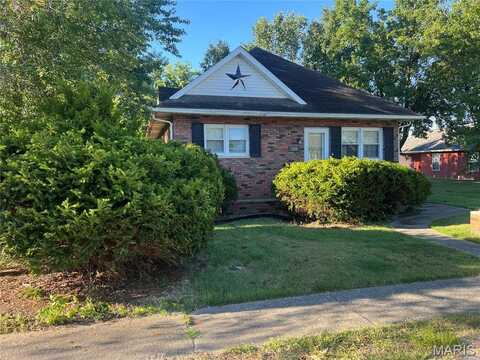 208 Henrietta Street, Gillespie, IL 62033