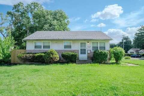 324 Shepley Drive, Riverview, MO 63137