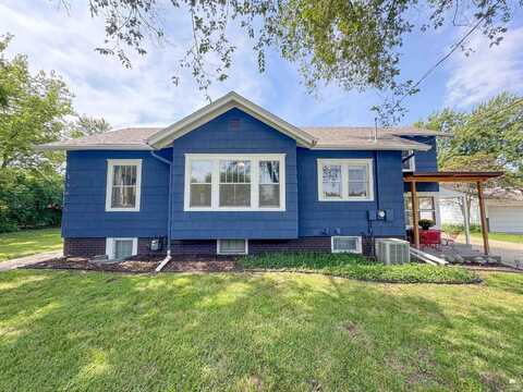 1713 Casement Road, Manhattan, KS 66502