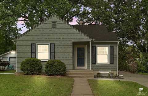 410 W Vine Street, Junction City, KS 66441