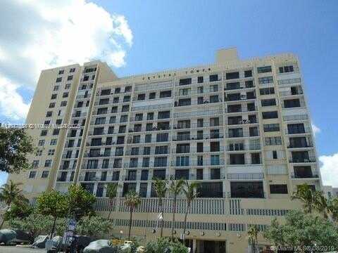322 Buchanan St, Hollywood, FL 33019