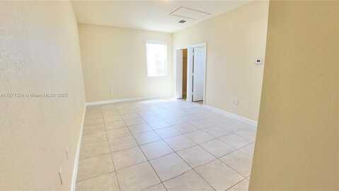9204 SW 170th Ct, Miami, FL 33196