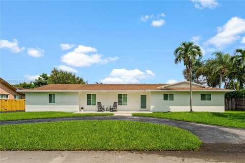 8805 SW 177th Ter, Palmetto Bay, FL 33157