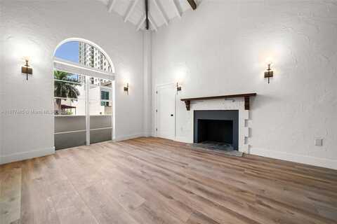 2411 Biscayne Blvd, Miami, FL 33137
